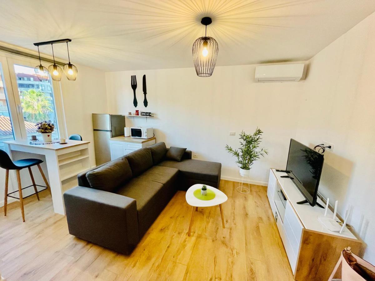 Central Apartment 2, Tirana Exteriör bild