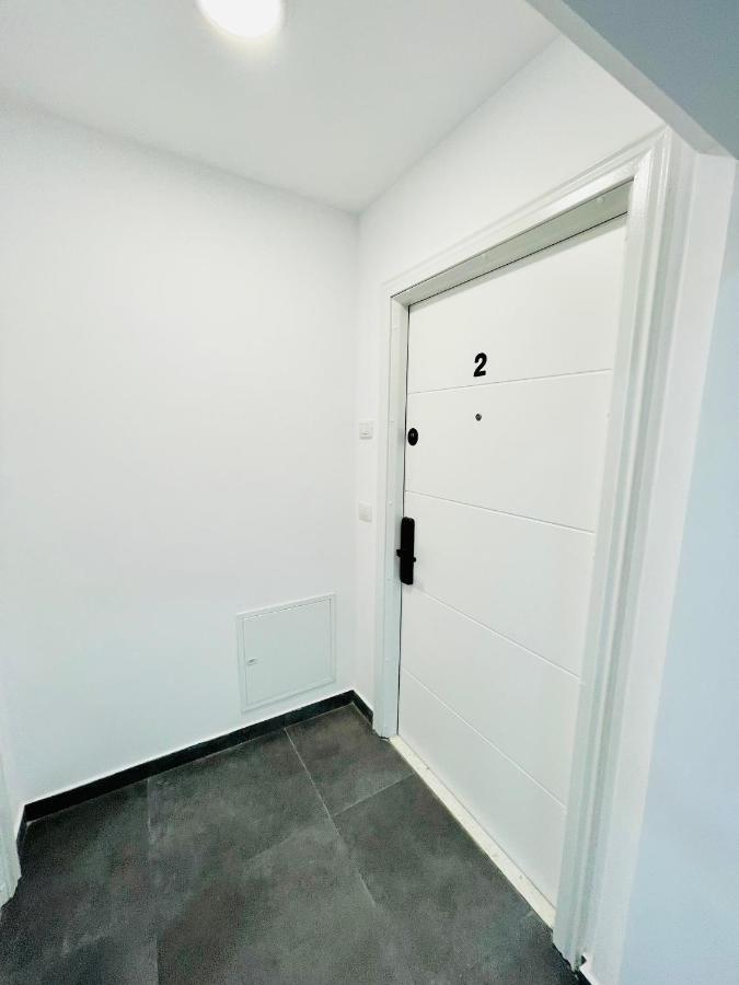 Central Apartment 2, Tirana Exteriör bild