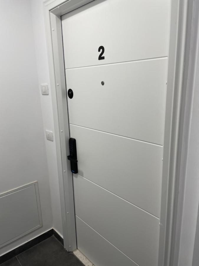 Central Apartment 2, Tirana Exteriör bild